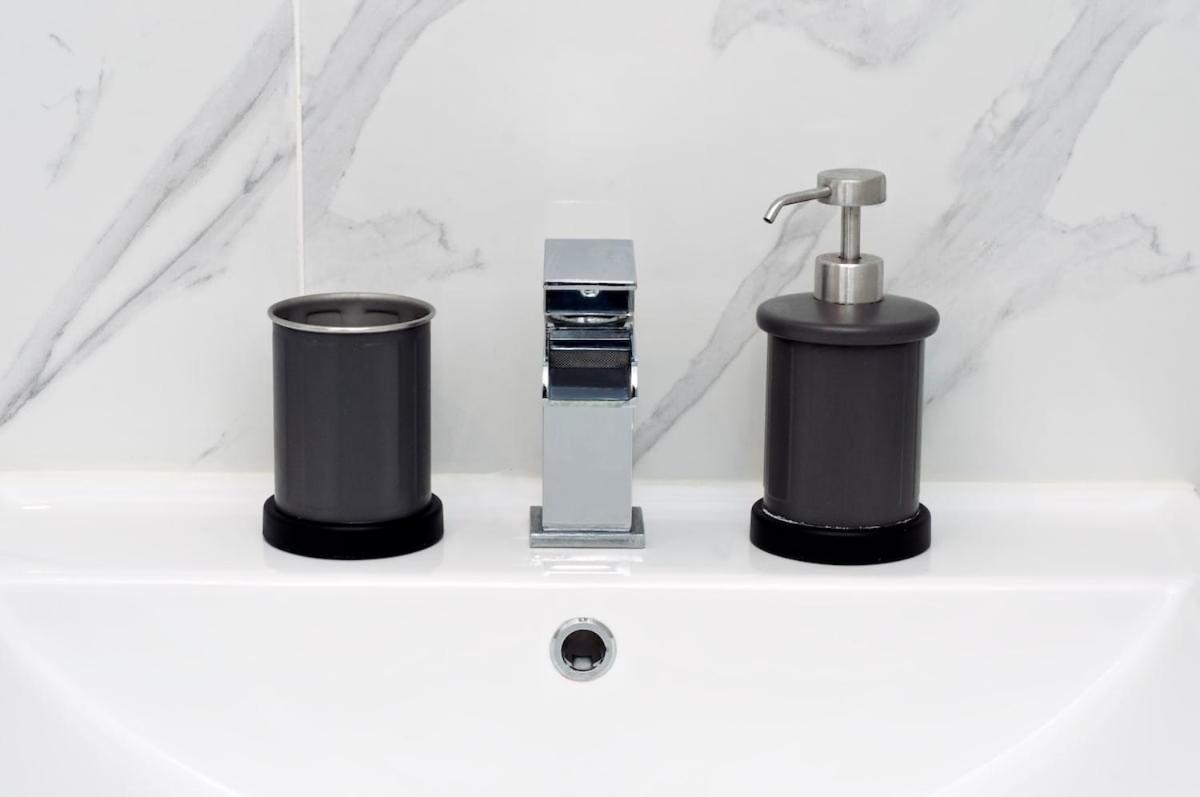 Appartamento Luxurious Zone 2, One Stop Bridge! Londra