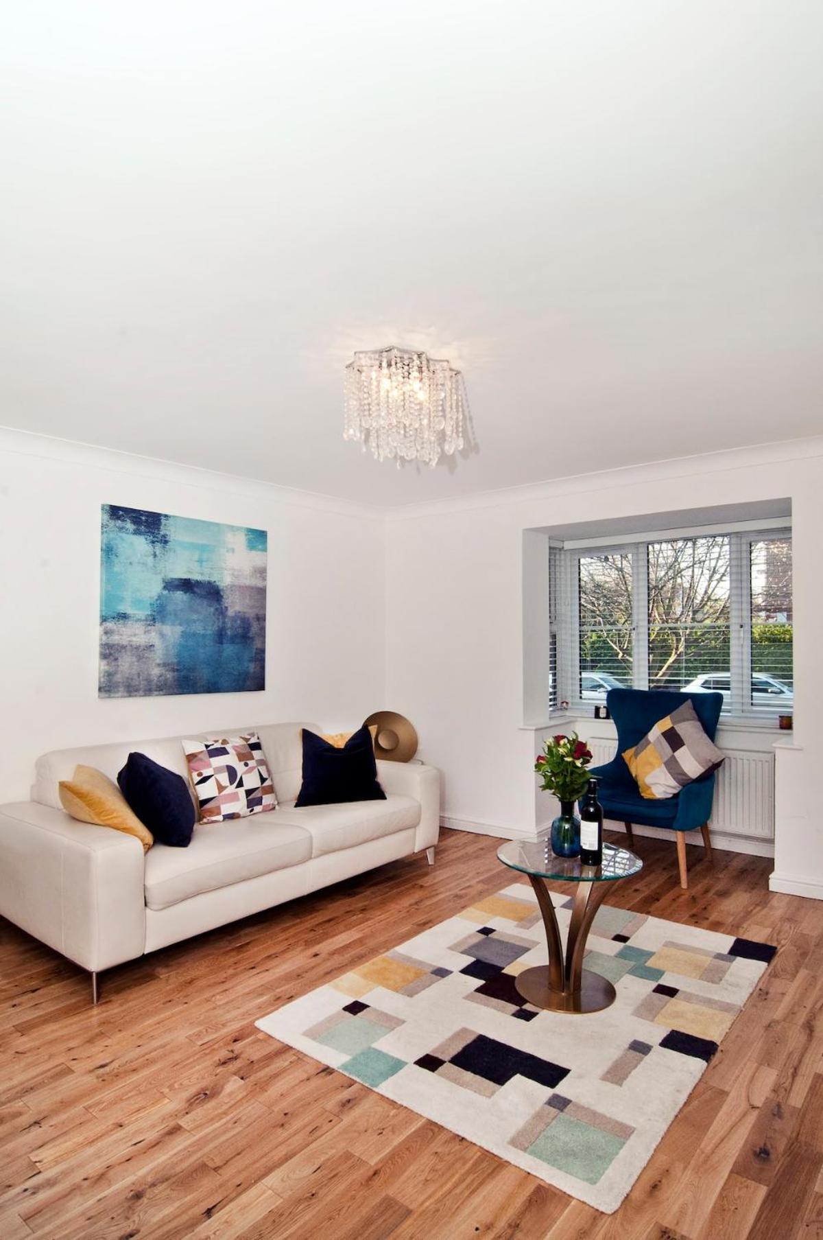 Luxurious Zone 2, One Stop Bridge! *
