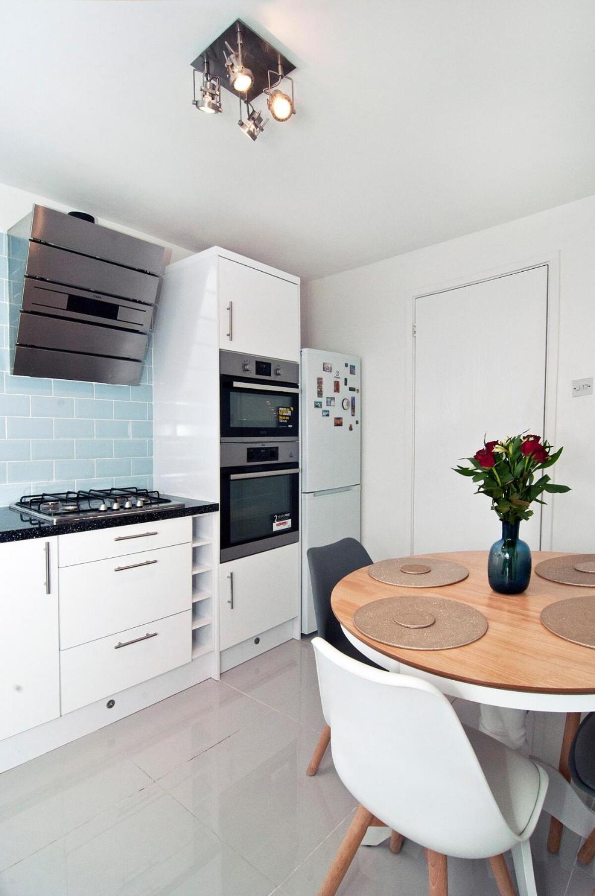Luxurious Zone 2, One Stop Bridge! * Londra